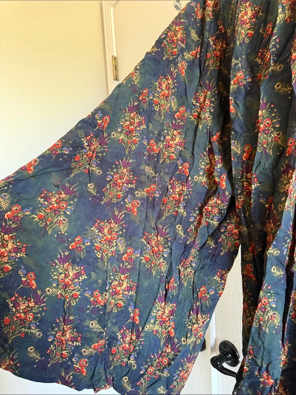 Natural Life Floral Wide-Leg Women's Pants - Navy with Red Floral Print - Picture 3 of 4